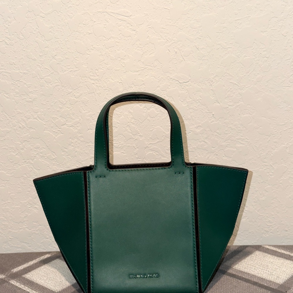 Michael Kors Jordi Leather Tote, Small (bosco)